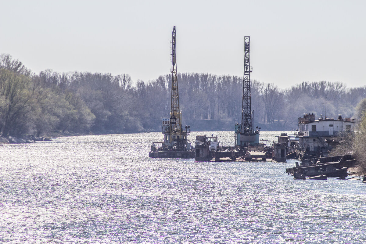 Днестр весна & подъемные краны - Коля Лукашов