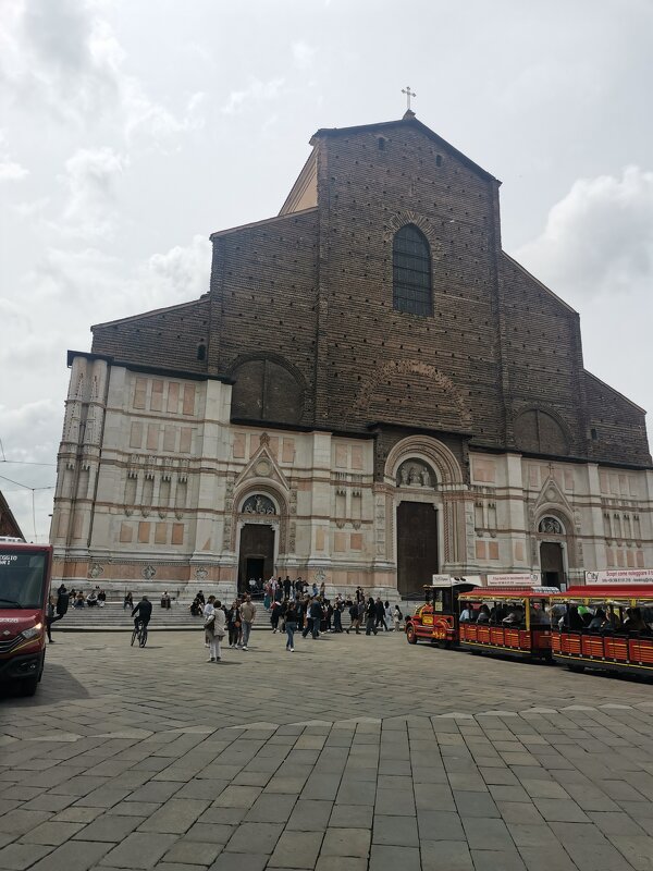 Basilica di San Petronio - Юлiя :)) Basilica di San Petronio - Юлiя :))