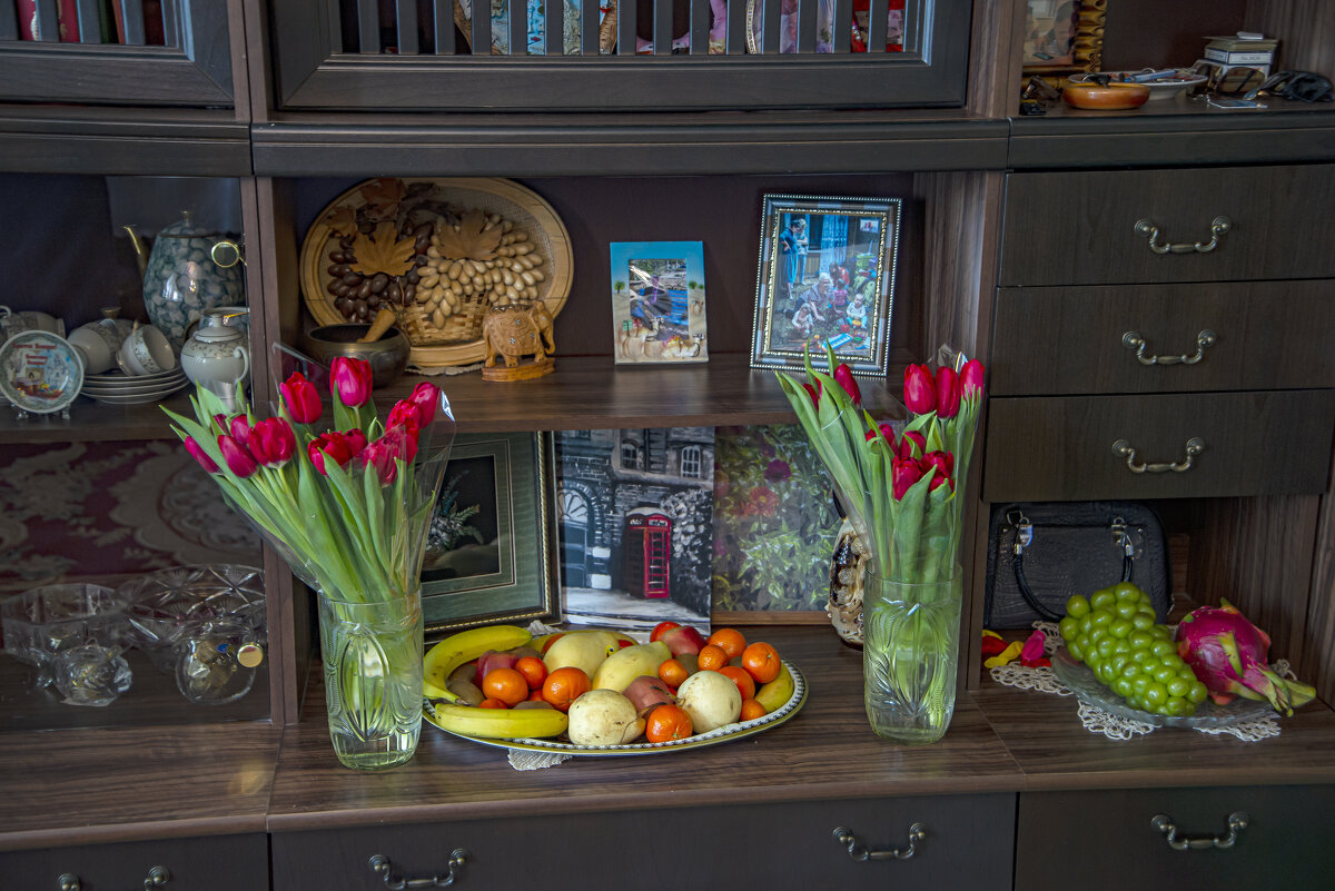 Интерьер - Анатолий Чикчирный