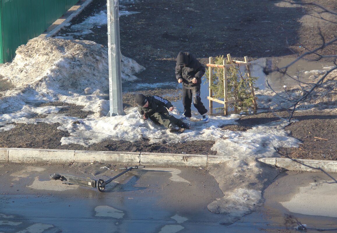 Ранняя весна в городе. - Венера Чуйкова Ранняя весна в городе. - Венера Чуйкова