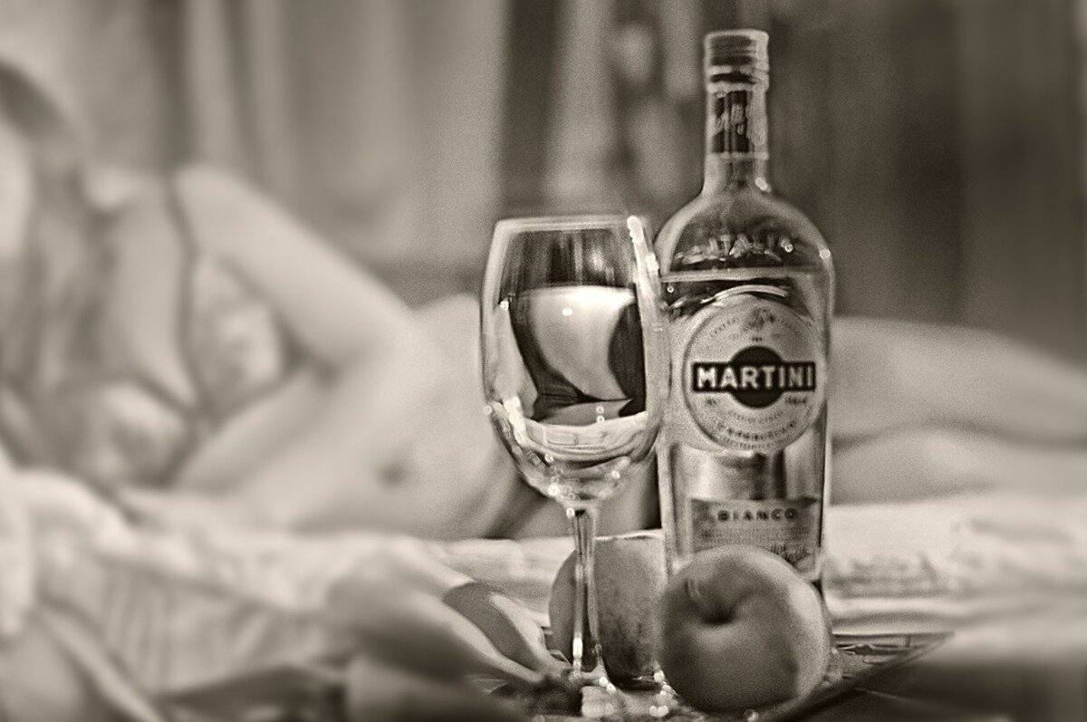 ....МАРТИНИ...................... - Георгий Никонов ....МАРТИНИ...................... - Георгий Никонов