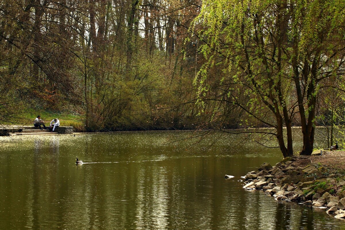 Уходит март - Юрий. Шмаков Уходит март - Юрий. Шмаков