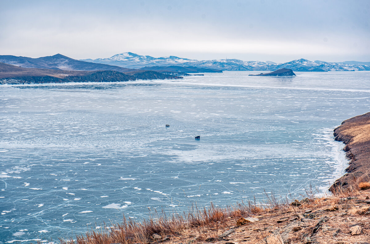 Разошлись, как в море корабли... - Виктор Садырин