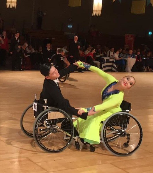 Вальс - Андрей Хлопонин Вальс - Андрей Хлопонин