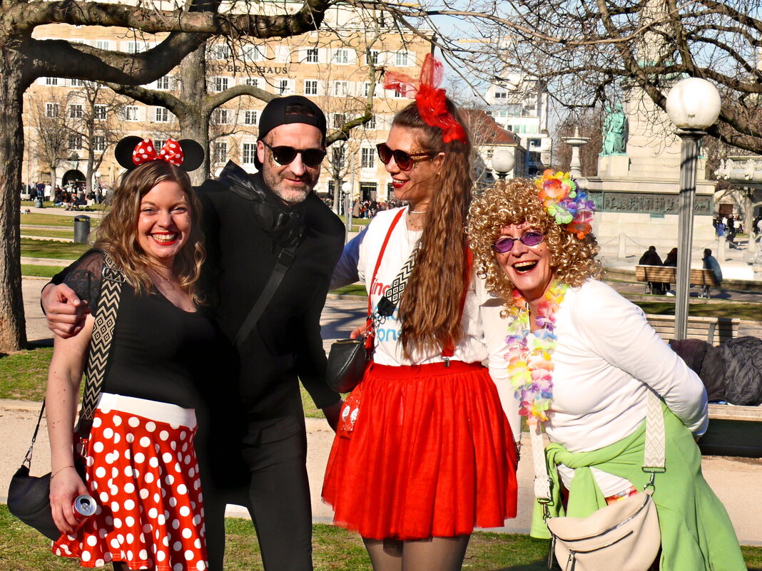 Гости карнавала - 76 - Алексей Кузнецов