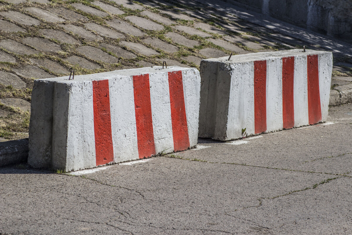 Парочка железобетонных блоков умопомрачительной красоты - Коля Лукашов Парочка железобетонных блоков умопомрачительной красоты - Коля Лукашов