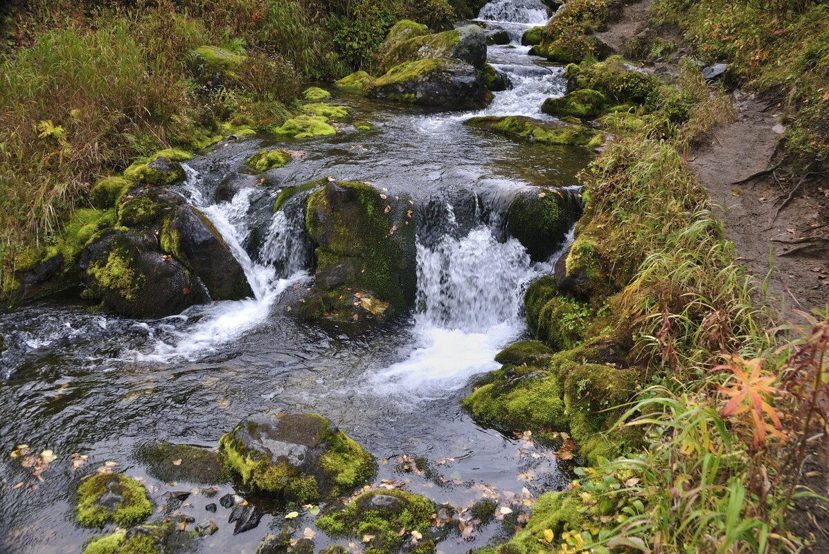 Горная речка - Марина Виноградова Горная речка - Марина Виноградова