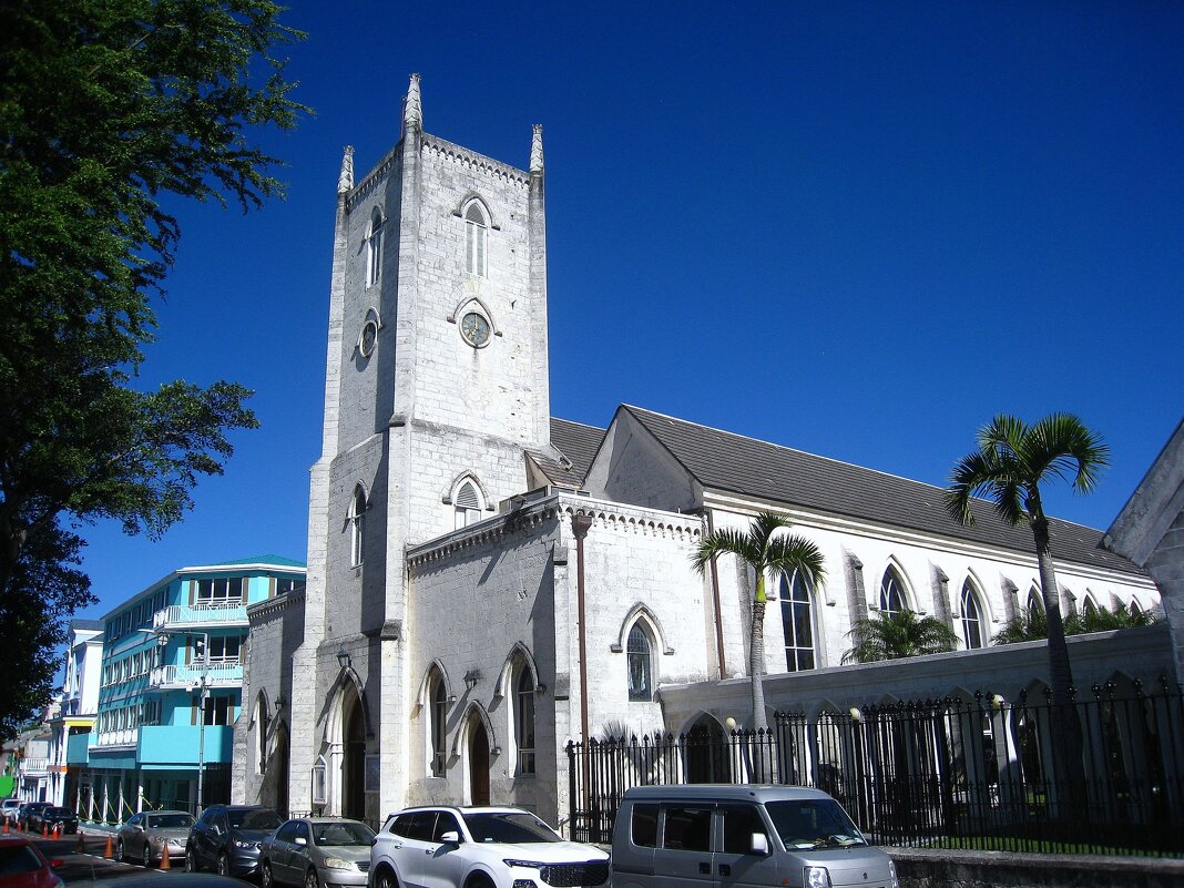 Кафедральный собор в городе Нассау, столице Багамских островов. - unix (Илья Утропов) Кафедральный собор в городе Нассау, столице Багамских островов. - unix (Илья Утропов)