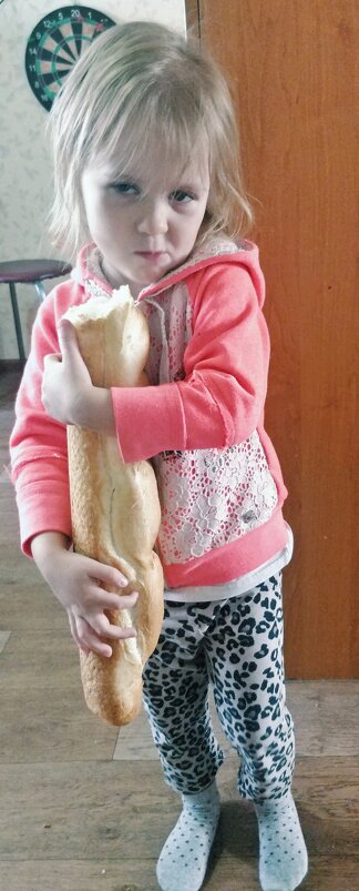 Хрустим,французской булкой... - Андрей Хлопонин Хрустим,французской булкой... - Андрей Хлопонин