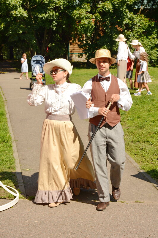 Прогулка по парку - Леонид Иванчук Прогулка по парку - Леонид Иванчук