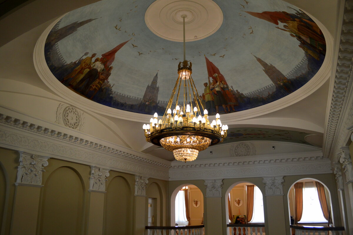 Люстра - Татьяна Лютаева