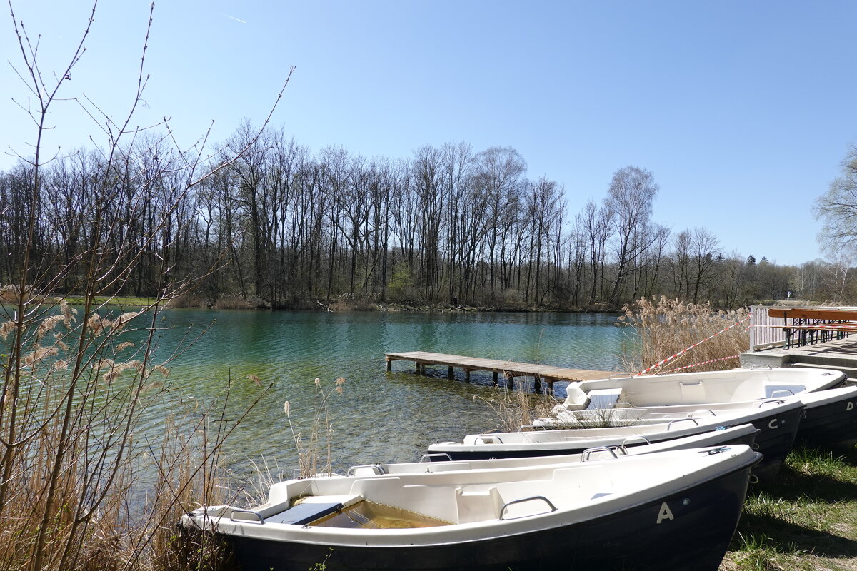 Апрель на озере.... - Галина 