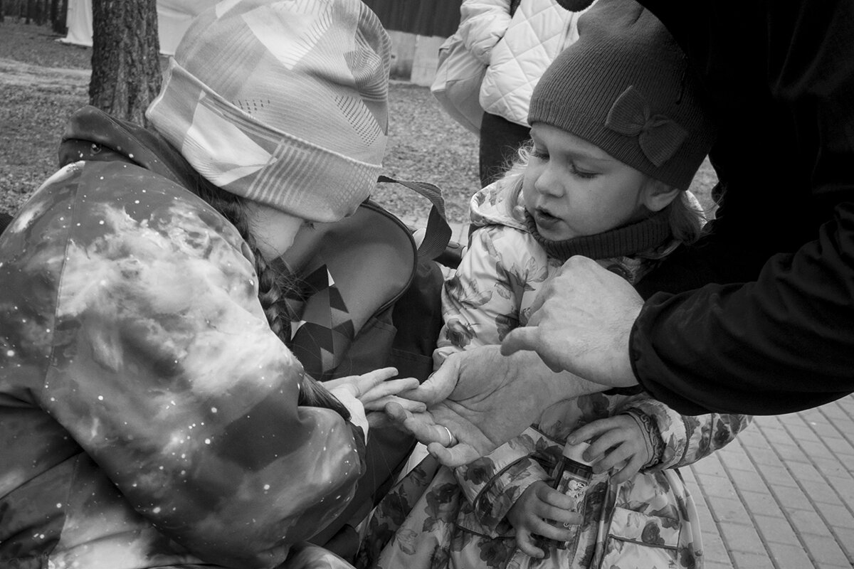 Палец поцарапался.... - Владимир Носов Палец поцарапался.... - Владимир Носов