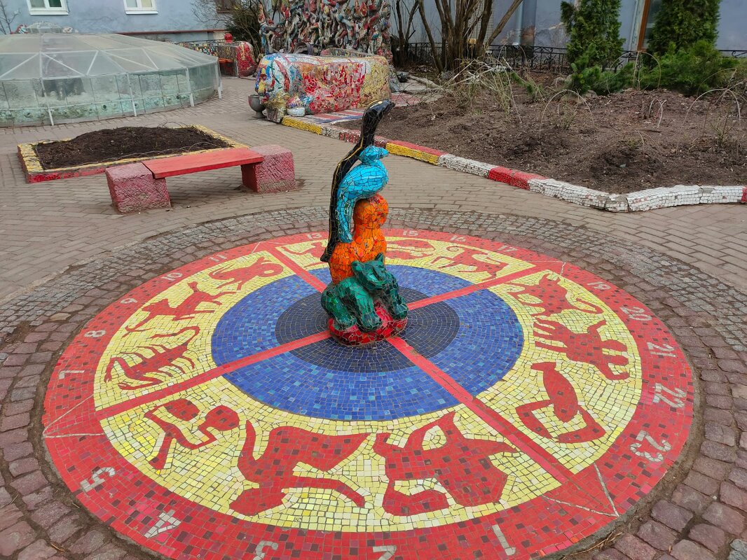 Мозаичный дворик Санкт-Петербурга - Ирэн 