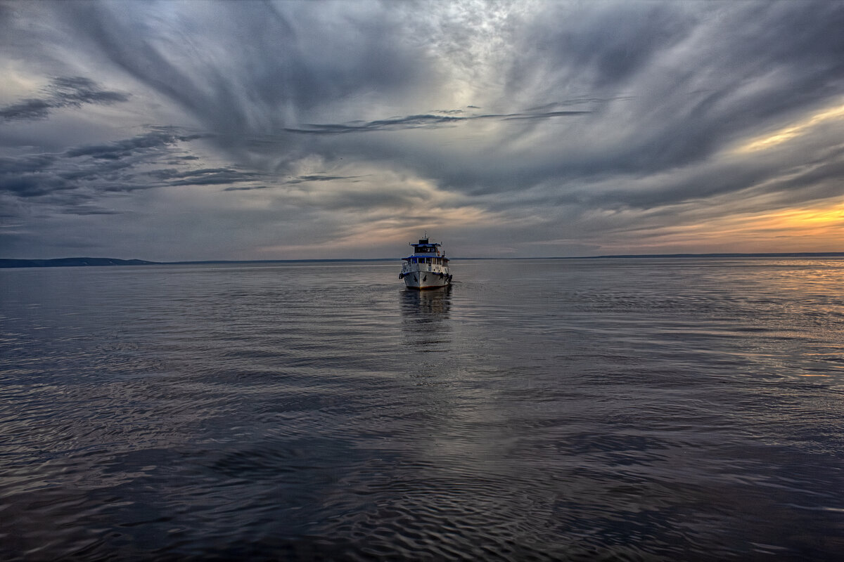 * - Александр Лисовский