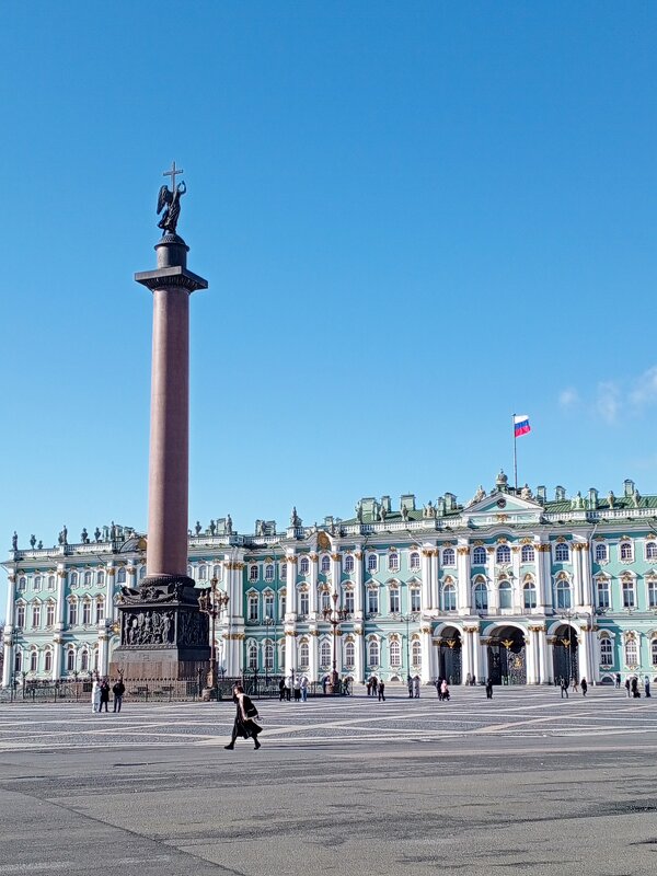 На Дворцовой - Алла Захарова На Дворцовой - Алла Захарова