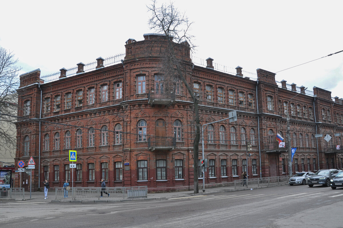 "Высшее начальное училище" (ул. Комиссаржевской 17) - Татьяна Машошина "Высшее начальное училище" (ул. Комиссаржевской 17) - Татьяна Машошина