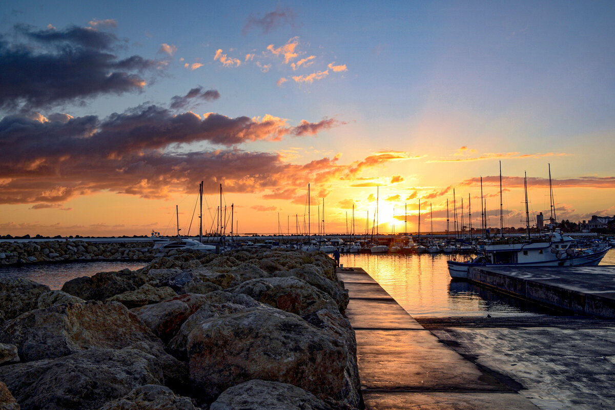 Вечер в рыбацкой деревне Зиги. Кипр - Oleg4618 Шутченко Вечер в рыбацкой деревне Зиги. Кипр - Oleg4618 Шутченко