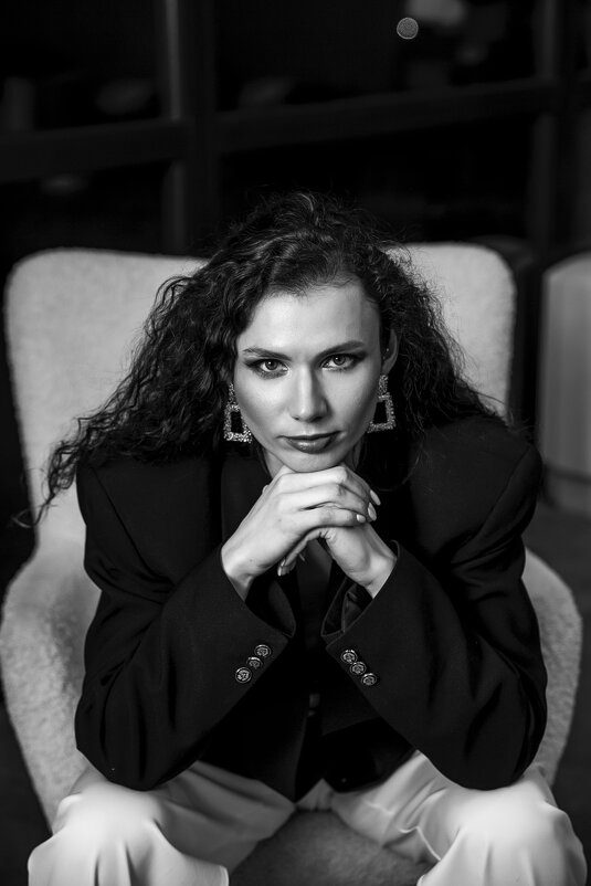 Портрет - Елена Лагода