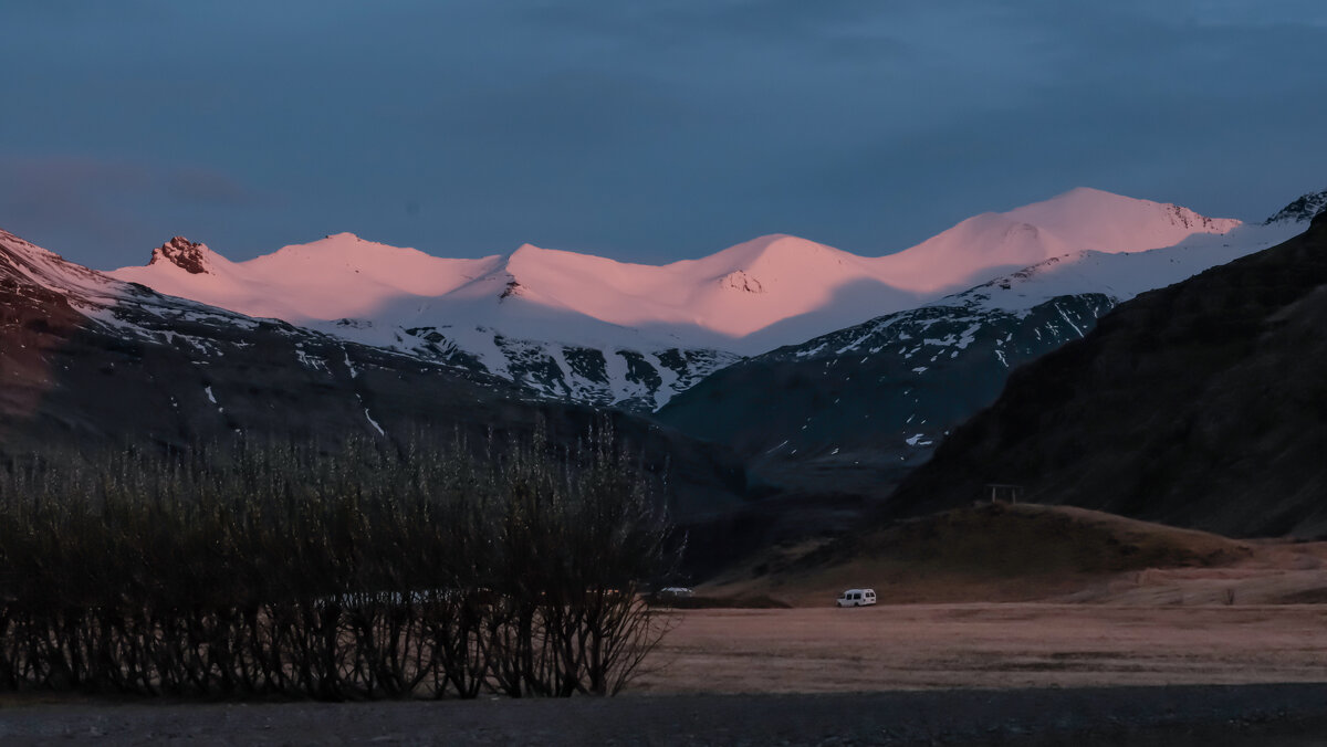 Рассвет на востоке Исландии - Георгий А