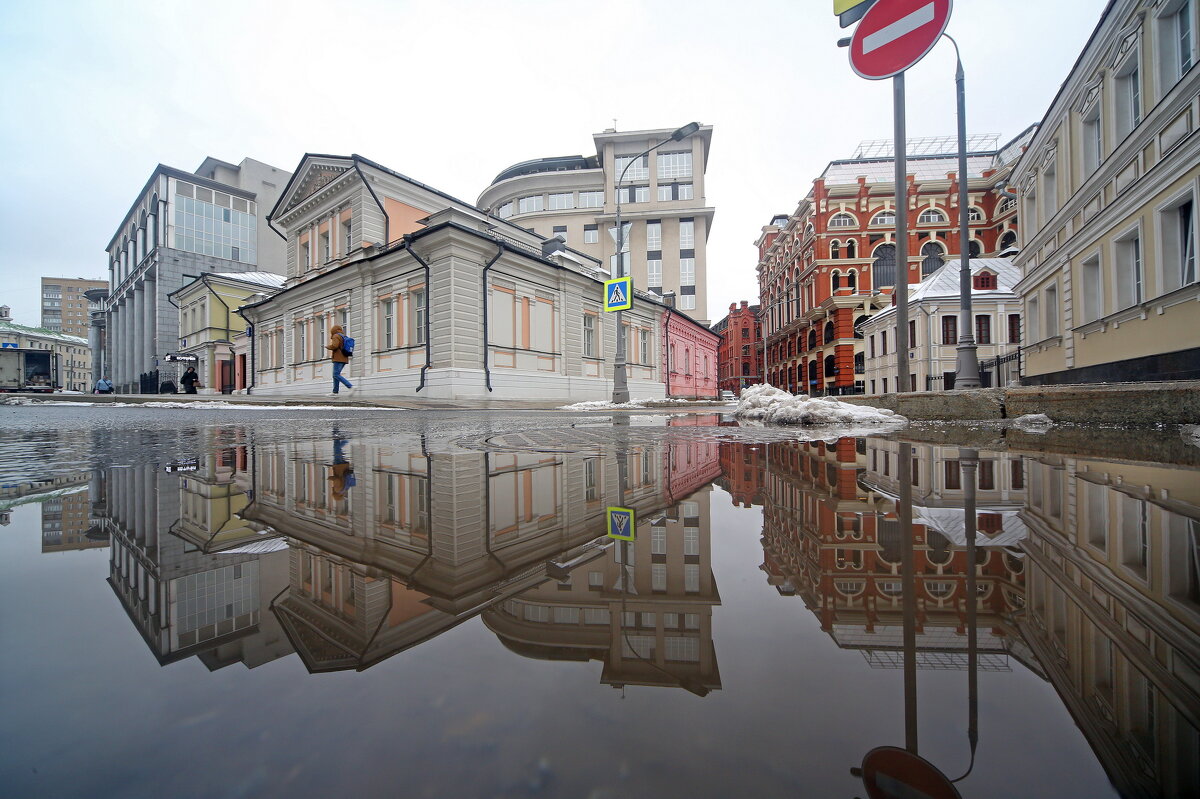 Якиманка - Михаил Бибичков Якиманка - Михаил Бибичков