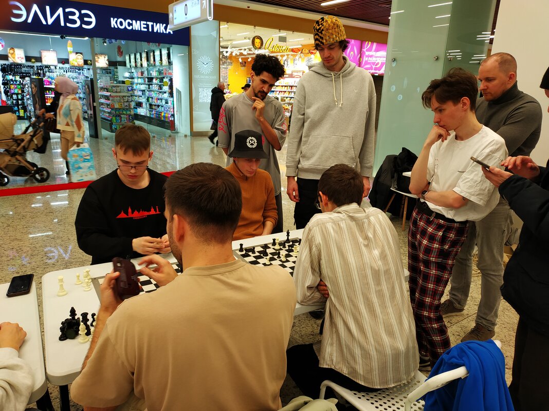 Что наша жизнь? - Игра! - Андрей Лукьянов Что наша жизнь? - Игра! - Андрей Лукьянов