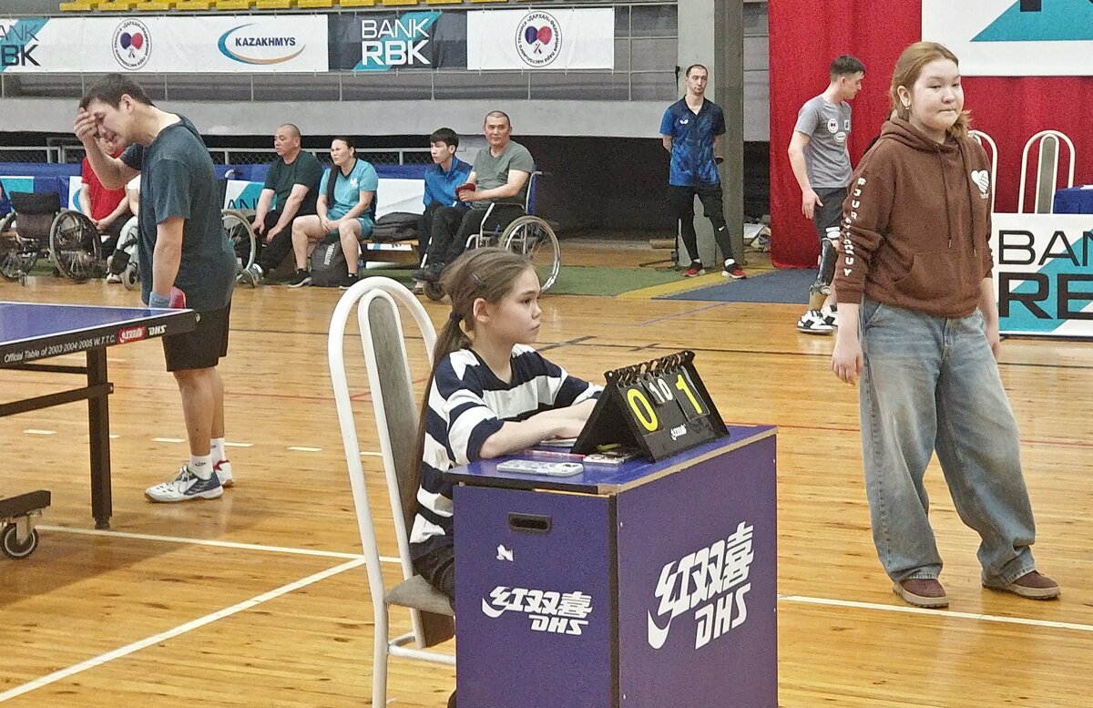 Судья - Андрей Хлопонин Судья - Андрей Хлопонин