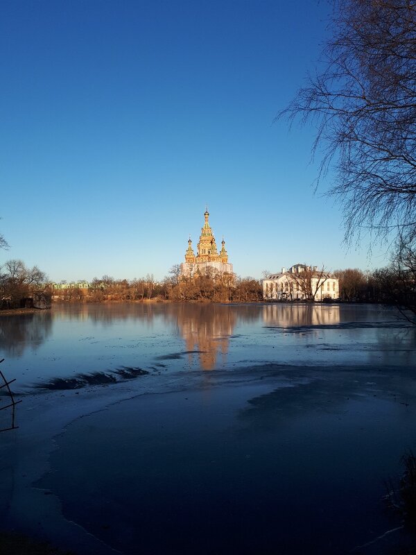 Ольгин пруд и храм св. Петра и Павла. Петергоф - Надежда Ольгин пруд и храм св. Петра и Павла. Петергоф - Надежда