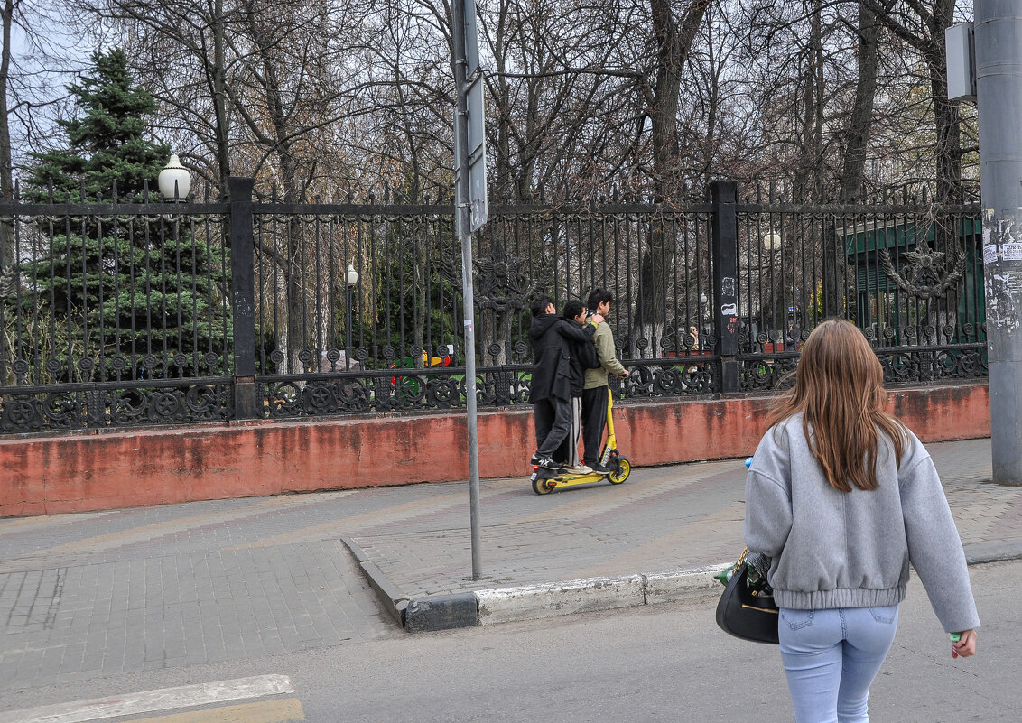Поберегись! Дети подросли... - Татьяна Машошина Поберегись! Дети подросли... - Татьяна Машошина