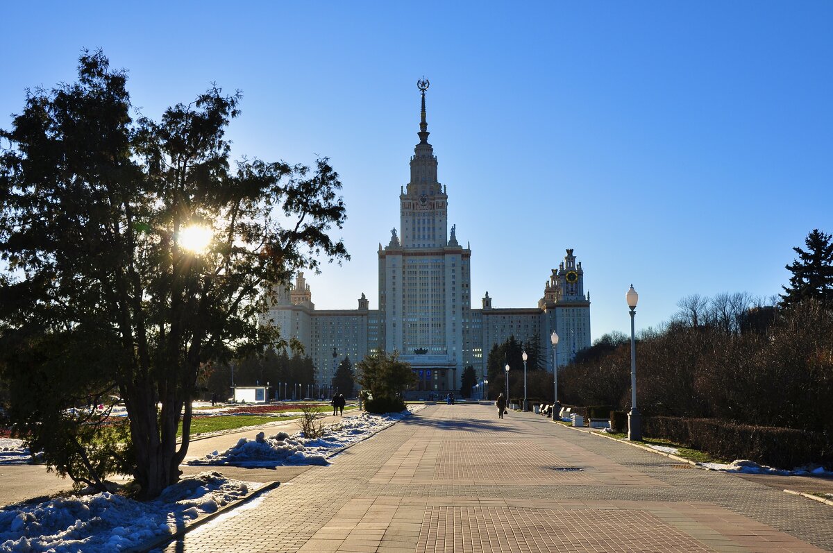 МГУ - Александр Конов МГУ - Александр Конов