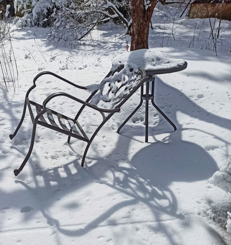 В саду апрельские сугробы! - veilins veilins