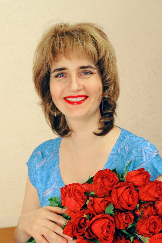 Девушка с розами - photo Bo Девушка с розами - photo Bo