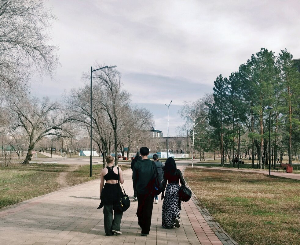 Солнечный день - Андрей Хлопонин Солнечный день - Андрей Хлопонин