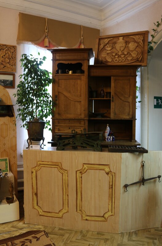 В краеведческом музее - Ольга В краеведческом музее - Ольга