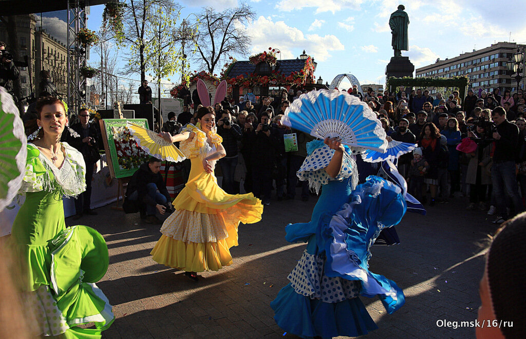 весна входит в город - Олег Лукьянов