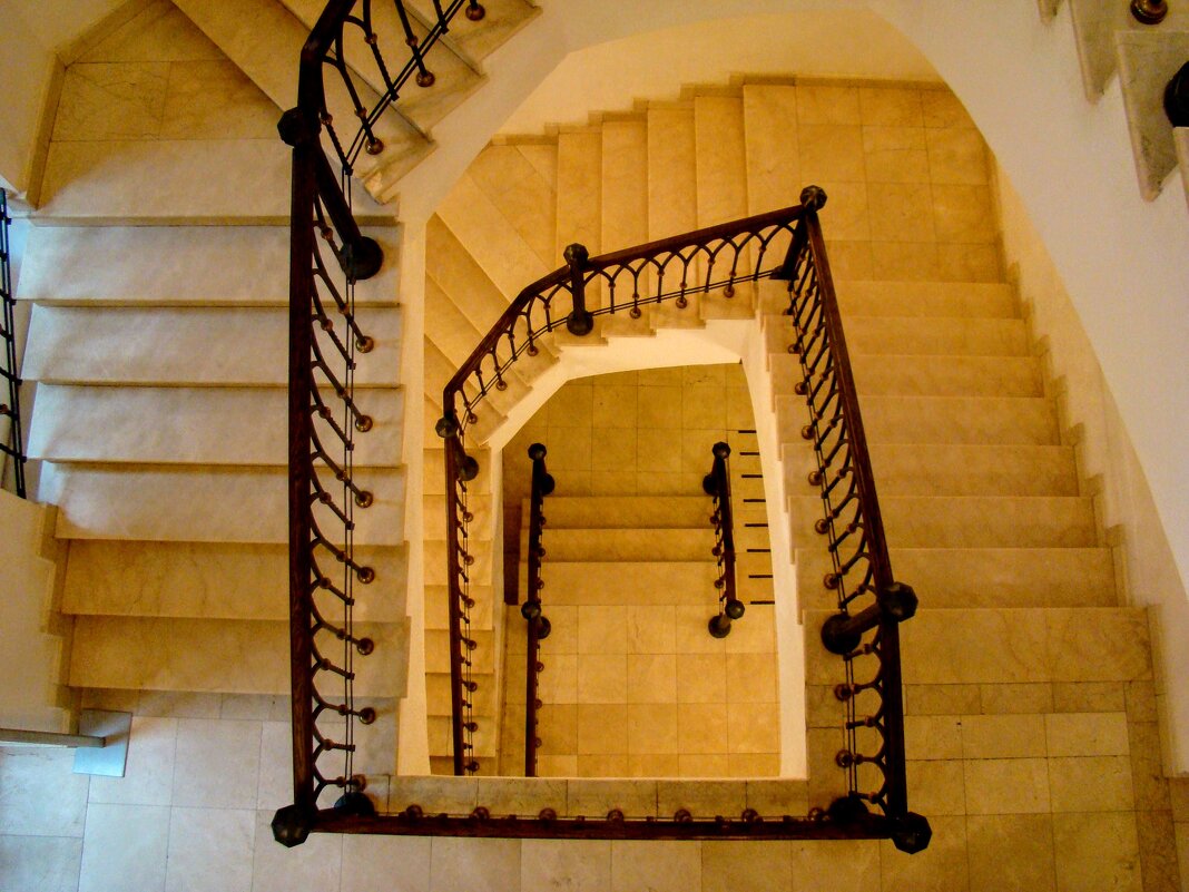 Взгляд вниз,,, - Анатолий Колосов