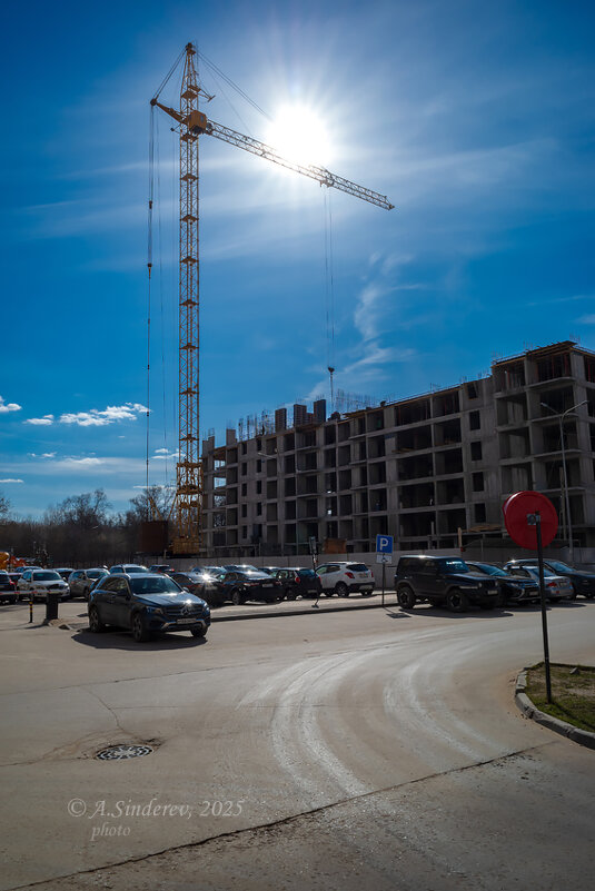 Строительный кран - Александр Синдерёв