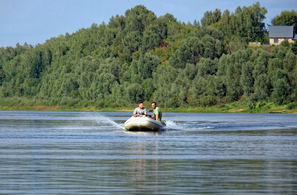 На Оке - Валерий Судачок