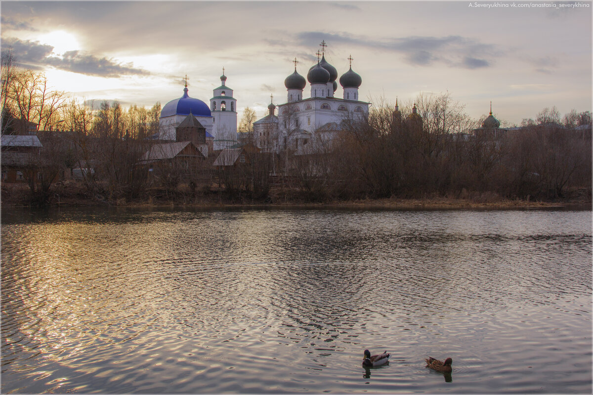 Ежово озеро - Анастасия Северюхина Ежово озеро - Анастасия Северюхина