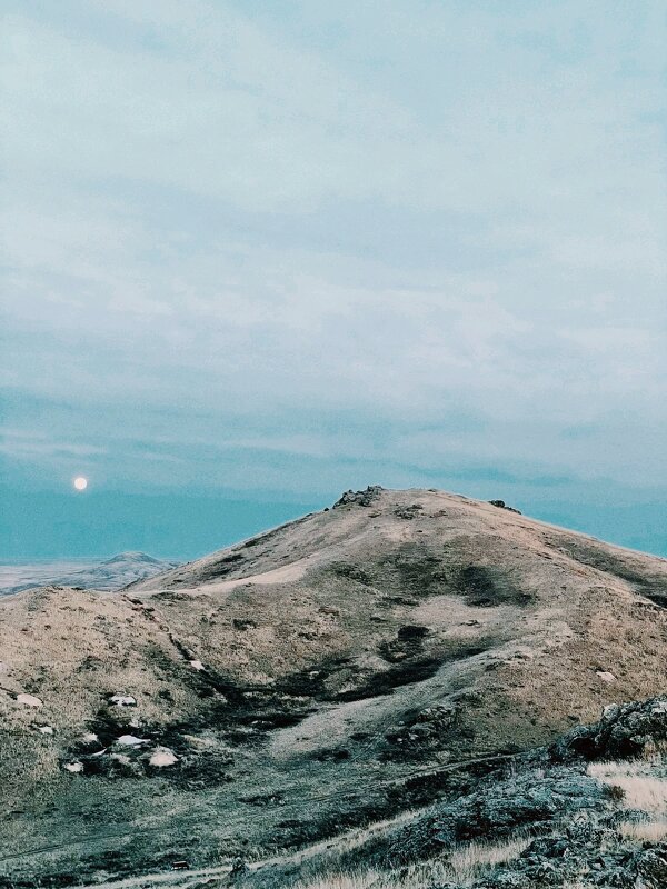 В горах - Георгиевич 