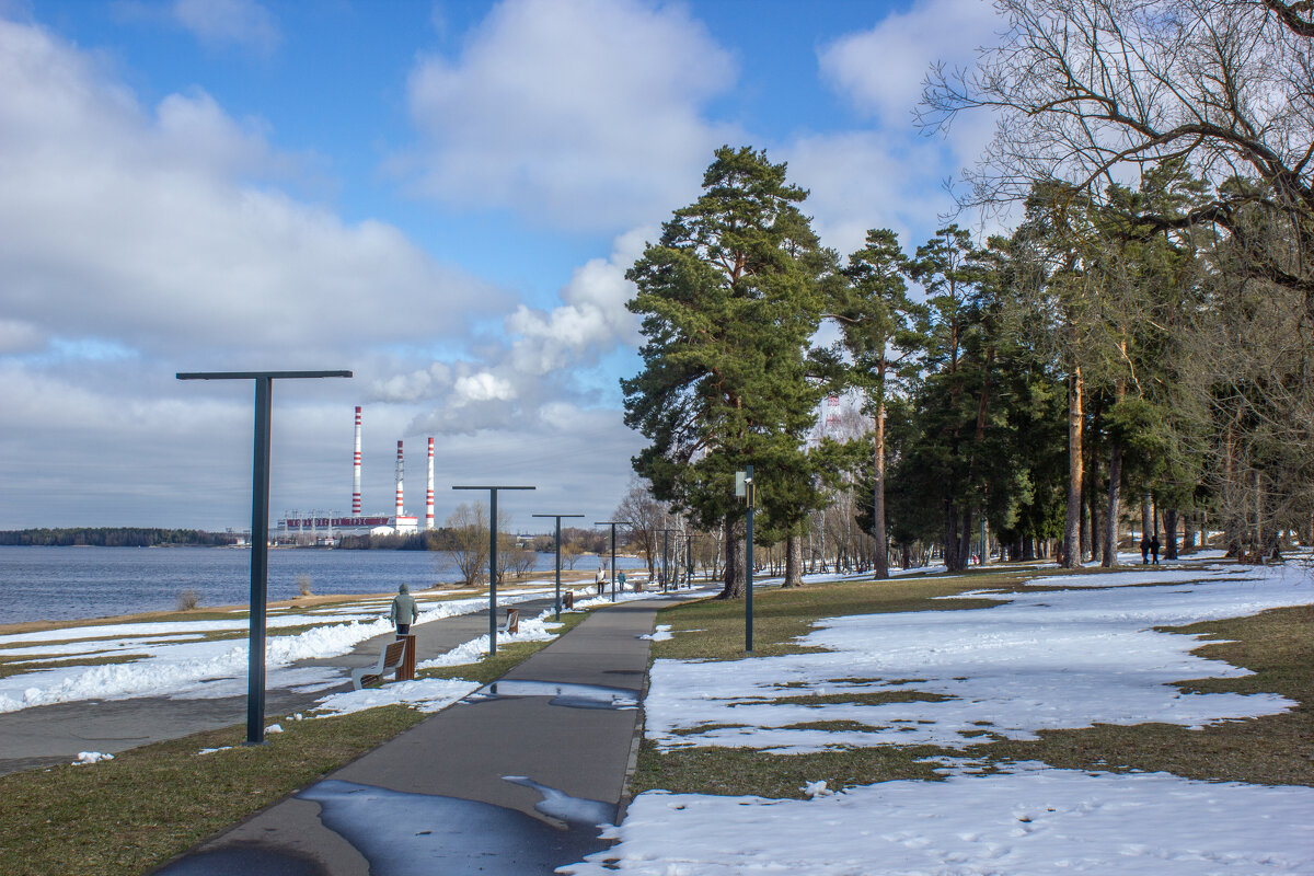 Последний снег. - Михаил "Skipper" Последний снег. - Михаил "Skipper"