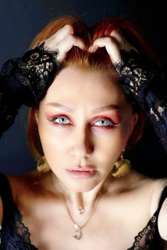 Портрет - Александра Николаева