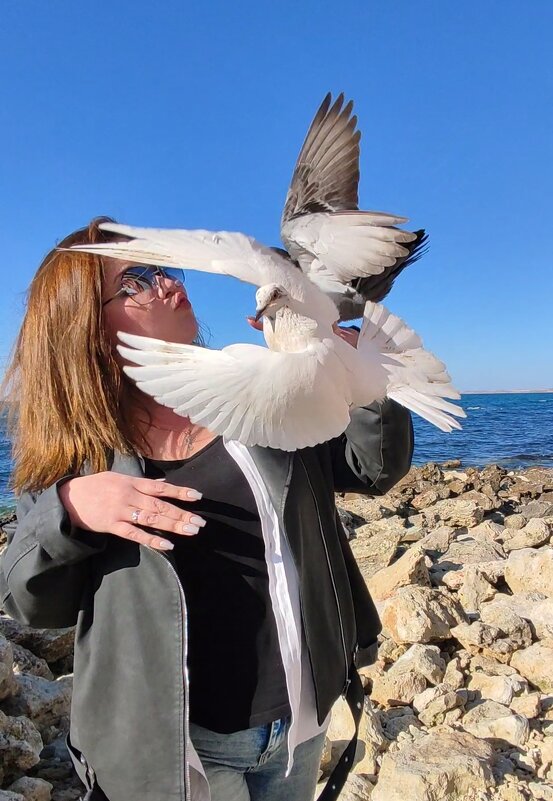 С подругами) - Людмила Мила