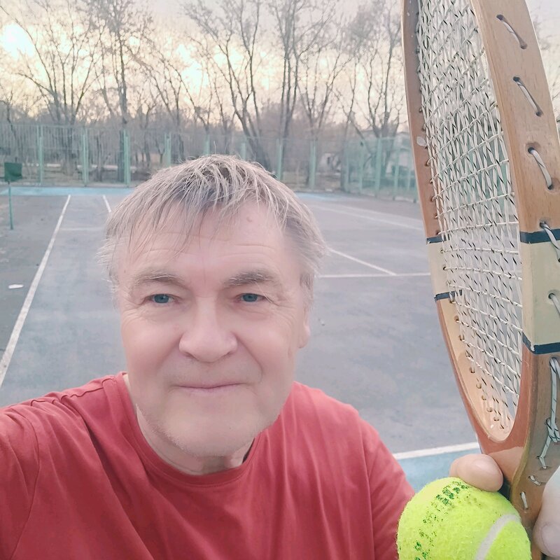 Большой теннис - Андрей Хлопонин