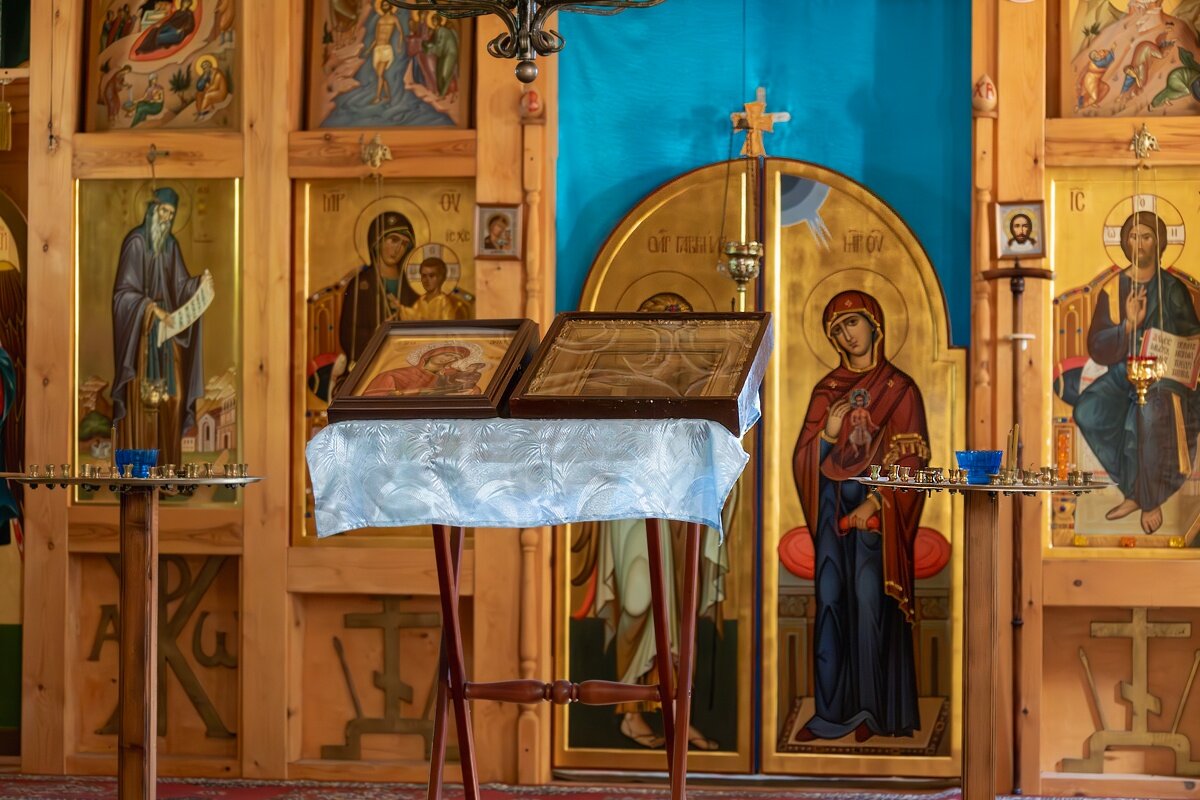 В Свято-Михайловском мужском монастыре - Игорь Сикорский В Свято-Михайловском мужском монастыре - Игорь Сикорский