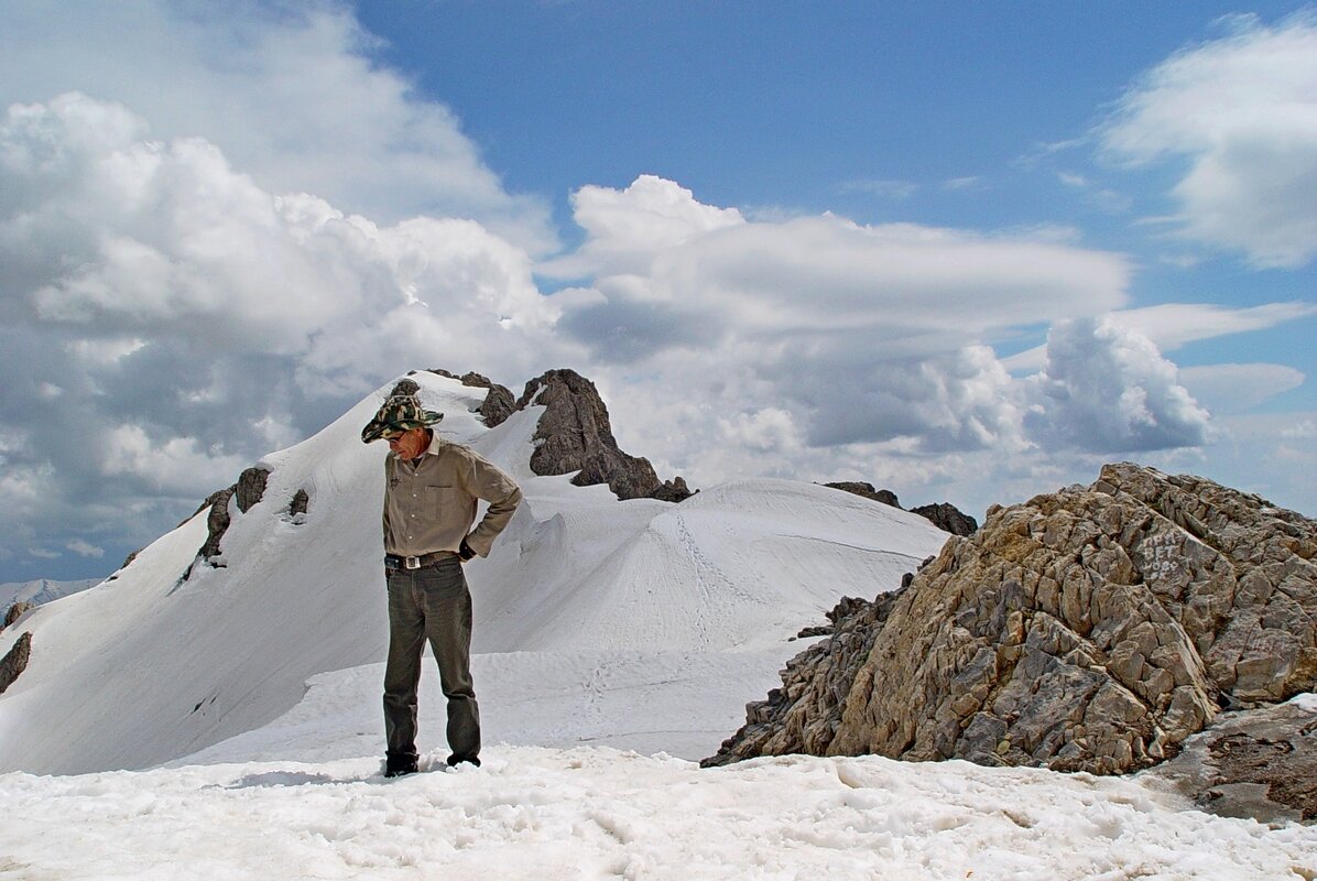 ПРОГУЛКА НА БОЛЬШОЙ ЧИМГАН - 2, с вершины - Виктор Осипчук ПРОГУЛКА НА БОЛЬШОЙ ЧИМГАН - 2, с вершины - Виктор Осипчук