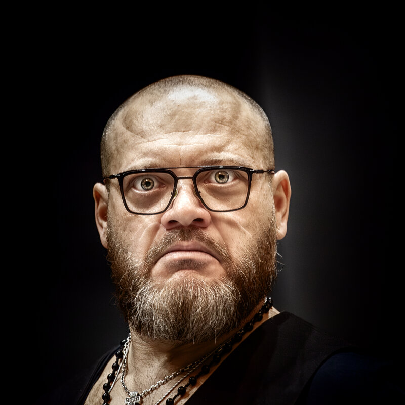 * - Александр Лисовский