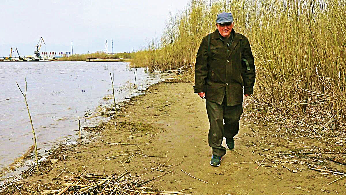 Май..По рыбному берегу Юганской Оби! - Владимир 