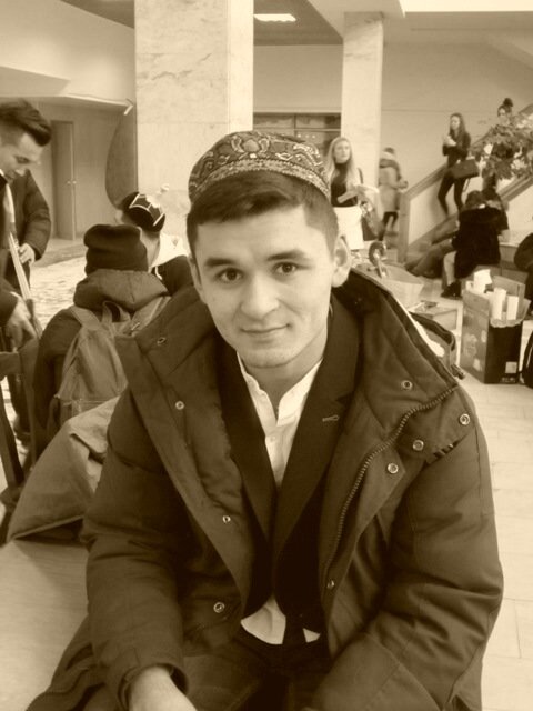 В тюбетейке паренёк - Дмитрий Никитин В тюбетейке паренёк - Дмитрий Никитин