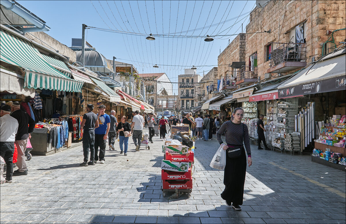Из Иерусалимских зарисовок. Рынок Махане Иегуда. - Валерий Готлиб Из Иерусалимских зарисовок. Рынок Махане Иегуда. - Валерий Готлиб